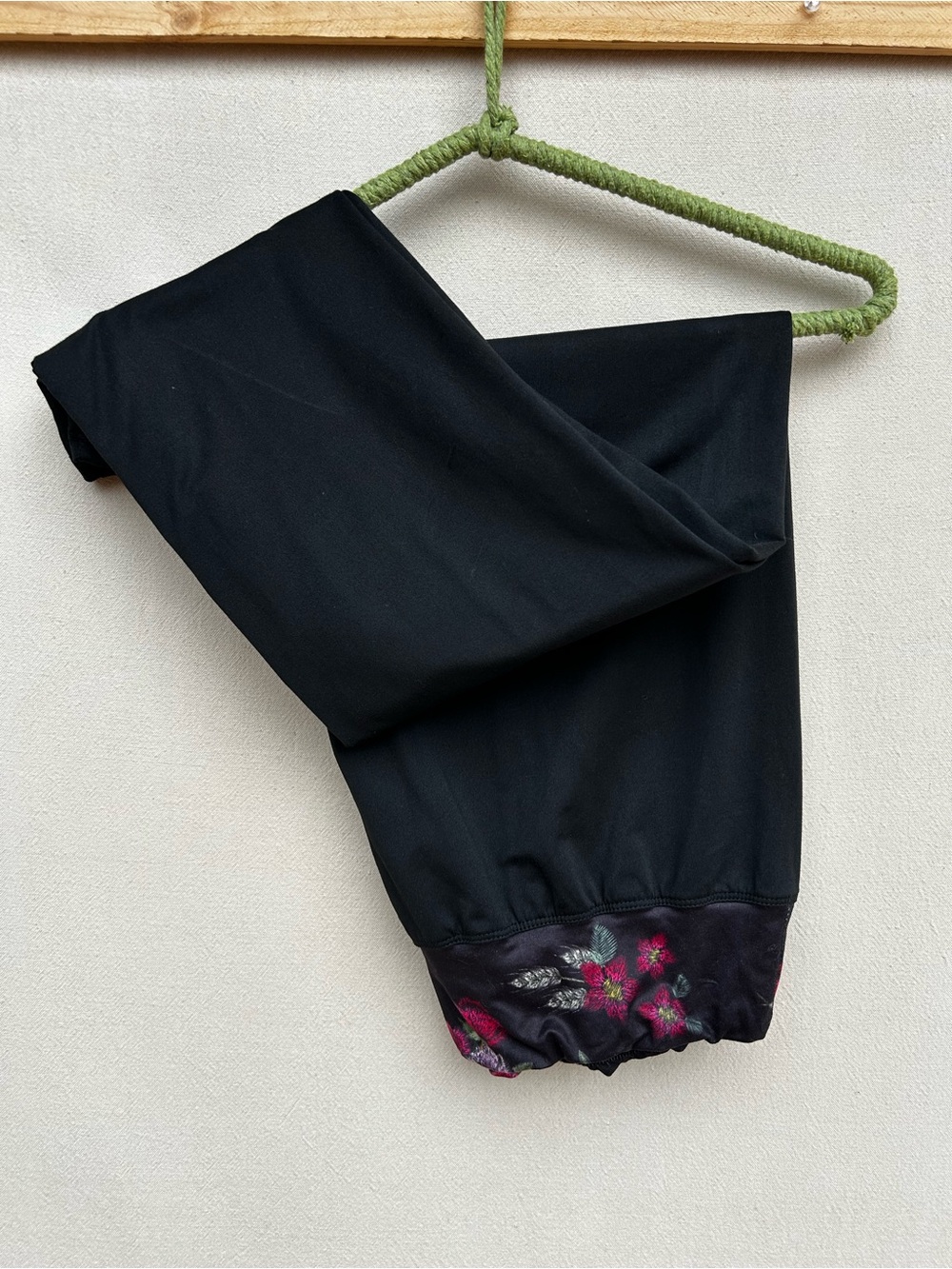 Woman’s Black Leggings with Pink Floral Detail